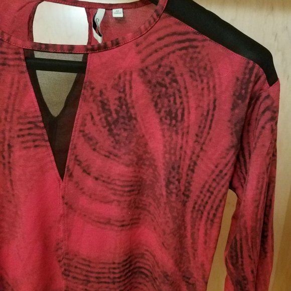 CK Red/Black Blouse/Top Size M - Picture 2 of 3